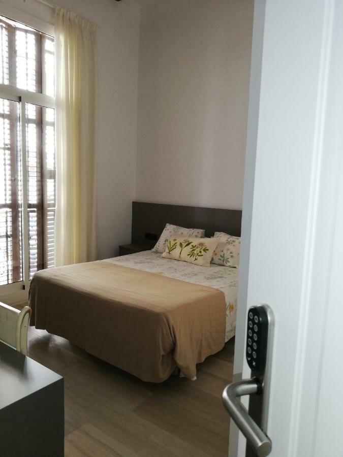 Hostal Parellades Sitges Eksteriør billede